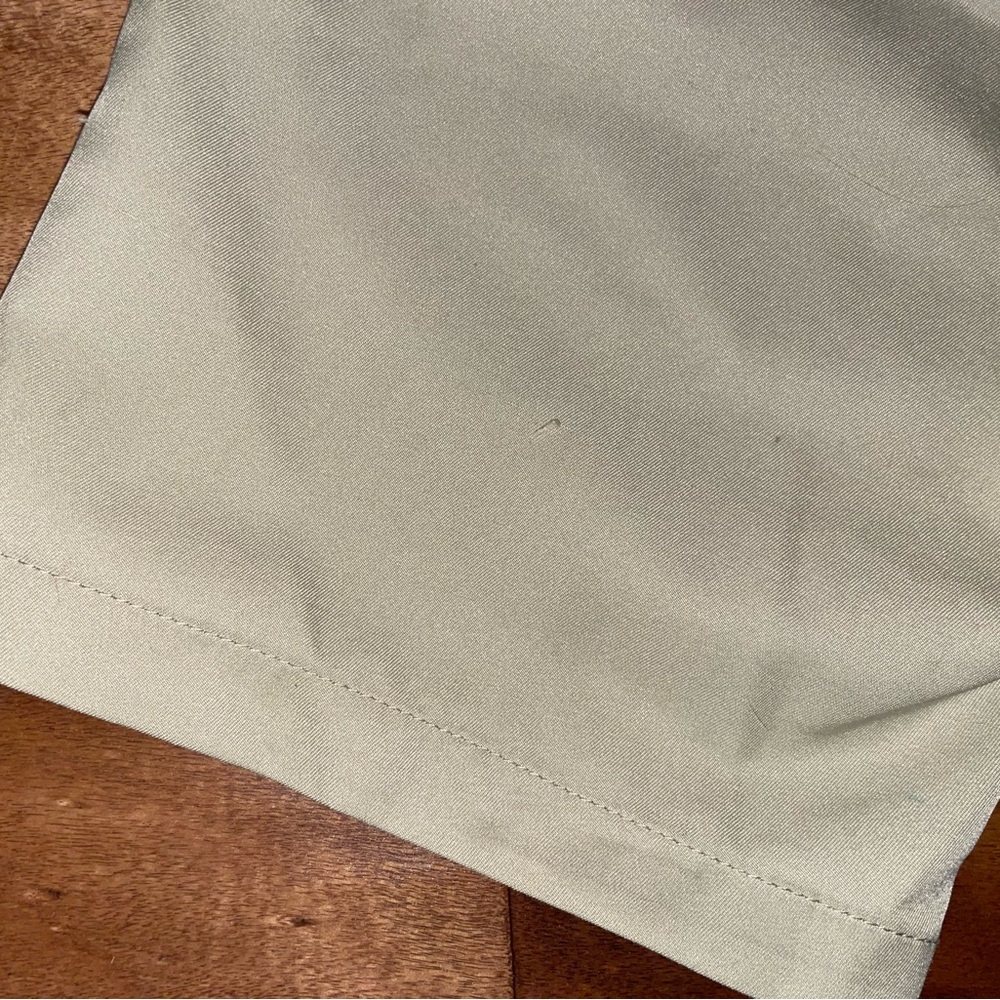 2 Pairs Boys’ Flat Front Stretch Performance Shorts-khaki
Size 6 - Picture 7 of 11